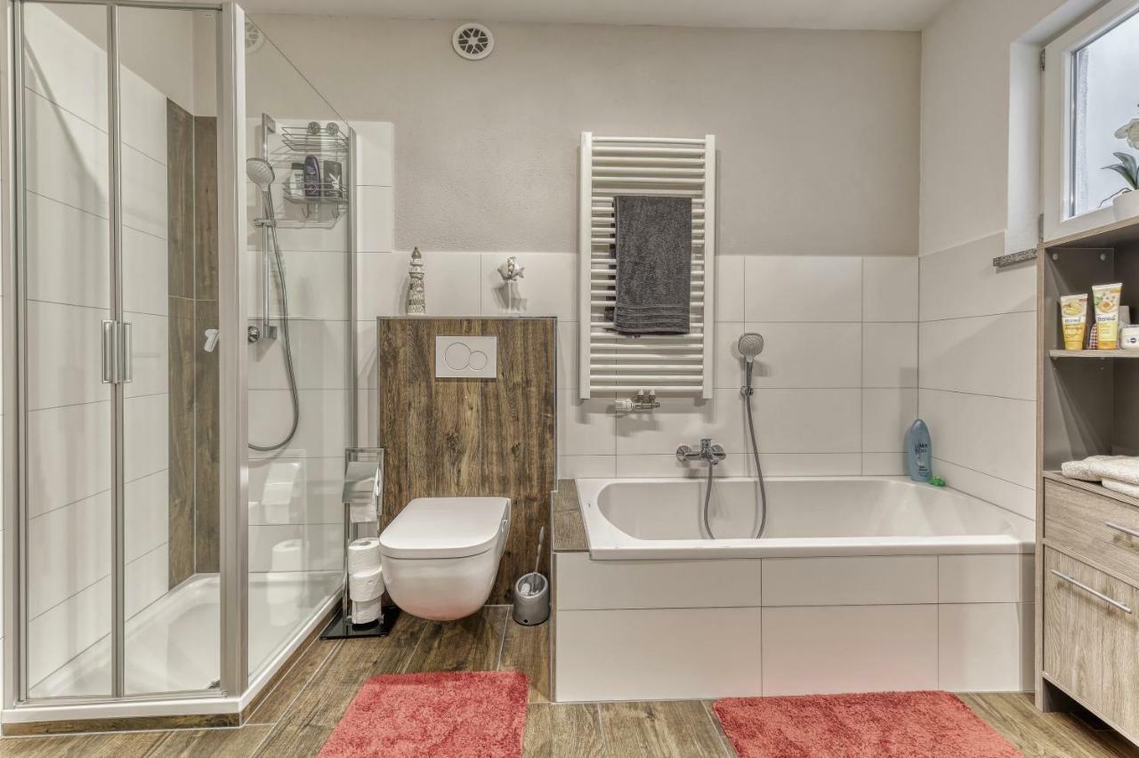 Ferienwohnung Fernblick Neukirchen vorm Wald Esterno foto